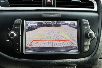 Kia Cee´d SW 1.6 CRDi VGT Platinum - 16