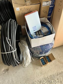 Elektroinštalačný materiál, legrand, schneider, eaton, cyky - 16