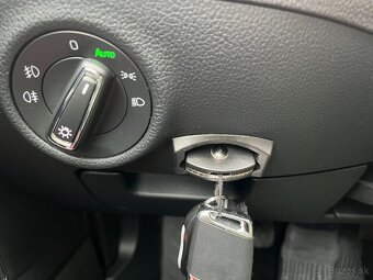 Škoda Superb 2.0 Tdi 110kw Style - 16