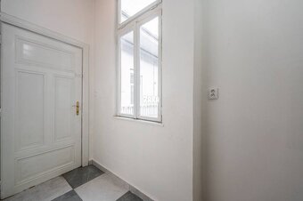 Štúrová - Košice -JUH,lukratívny 3 izbový byt 93 m2.Centrum - 16