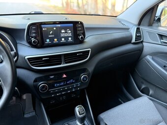 HYUNDAI TUCSON 1.6 T-GDI FAMILY / 48 000 km / 1.MAJITEĽ - 16