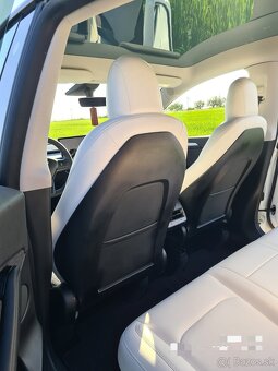 Tesla Model Y - 16