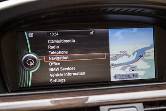 BMW Rad 3 320d E92 xDrive, 135kw, A/T - 16