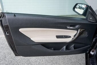 328- Bmw, 225, 2014, nafta, 2.0 d Aut. High Executive,160kw - 16