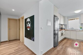 BA/RUŽINOV- 2i veľkometrážny byt s privátnym vstupom a teras - 16