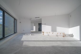 PREDAJ 3 izbového bytu K Železnej studienke, Staré Mesto - 16