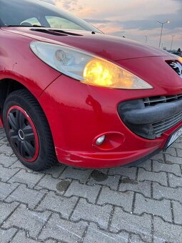 Na predaj PEUGEOT 206+,1.4i,54kw,r.v.2012 - 16