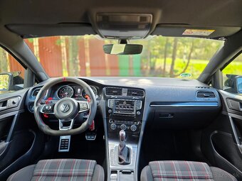 VW Golf 2.0 GTI DSG Performance - 16