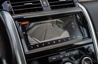 Land Rover Discovery HSE TD6 Luxury 190kW - 16