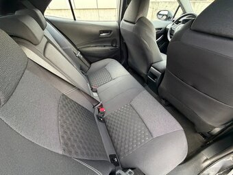 Toyota Corolla 1.8 Hybrid 2023 Facelift - 16