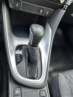 Toyota Yaris 1.5 Hybrid e-CVT Active - 16