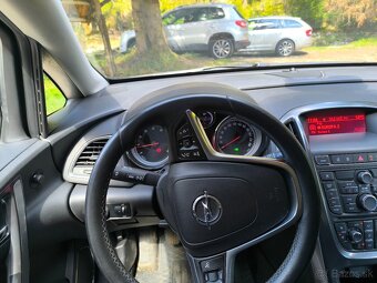 Astra J Sport Tourer 1.4 Turbo - 16