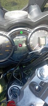 Suzuki DL 650 V-Strom - 16
