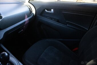 Kia Sportage 1.6 GDI, 99kW (2014) - 16