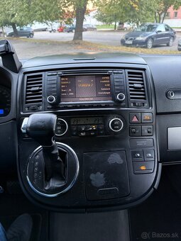 VW Multivan T5 2.5 Tdi 128kw automat - 16