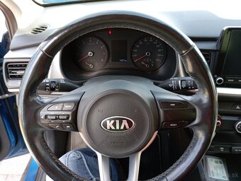 Kia Stonic 1,2i  62kW, M6 r.2021 - 16