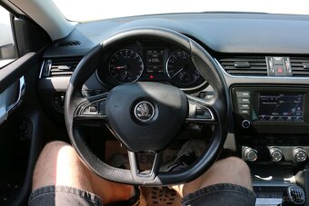 Škoda Octavia Combi 2.0 TDI Business - 16