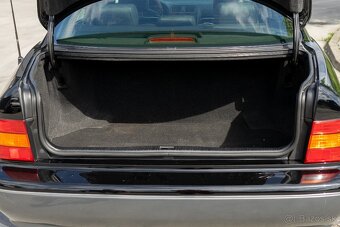 Predám Lexus LS 400 - 16