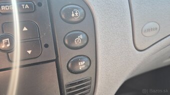 Citroen C3 1.4 HDi 16V Exclusive Max - 16