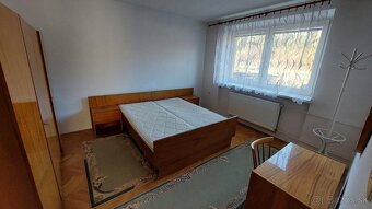 Predám 5 - izbový rodinný dom - 16