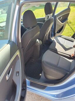 Hyundai i30 1.6i MPI DOHC CVVT Family - 16