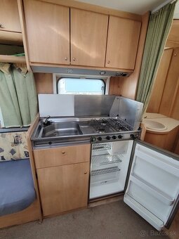 Bürstner Ventana 450-mover, předstan, francouzská postel - 16