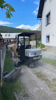 Minibager Volvo 2T - 16