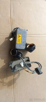 predám riadiacu jednotku xenónu - 16