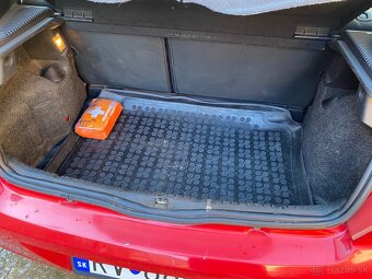 RENAULT CLIO STORIA 1.2i - 16