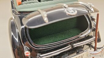 1:18 HORCH 930 V - 16