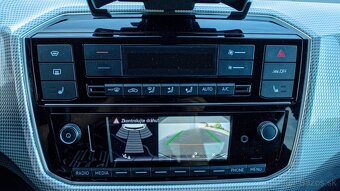 Volkswagen e-UP 2022 - 16