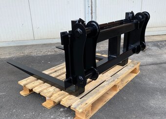 paletove vidly, rychloupinac jcb traktorbager - 16