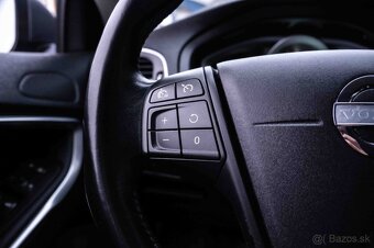 Volvo V40 T2 1.6L Momentum - 16