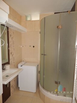 SPEKTRUM REALITY- Na Predaj 4-izbový veľkometrážny byt, 82 m - 16
