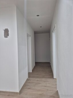 Novostavba na predaj v Nových Zámkoch. - 16
