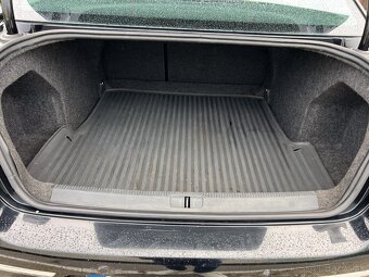Volkswagen Passat B6 1.9TDi 77kw | Xenóny | Park. senzory - 16