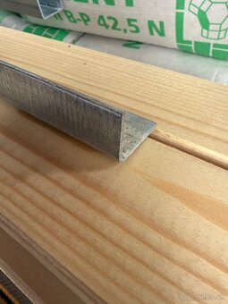 U profil pozinkovaný 20×30×20 mm – 3m / len 6 € - 16