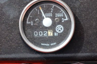Traktor Kubota B1702 - 16