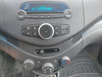 Chevrolet Spark 1.0 - 16