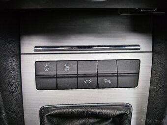 Škoda Octavia Combi 1.6 TDI M5 Style DVD ACC Koža ťažné Kame - 16