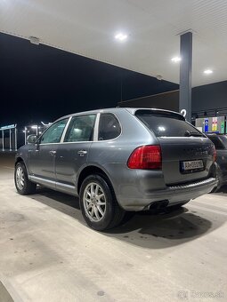 Porsche Cayenne 4.5 V8 - 16