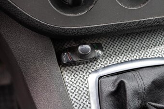 Ford C-Max 1.6 TDCi / 66kW. / M5 / 2008 - 16
