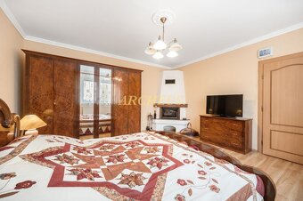 NA PREDAJ RODINNÝ DOM S PRÍSTAVBOU MALACKY, HVIEZDOSLAVOVA - 16