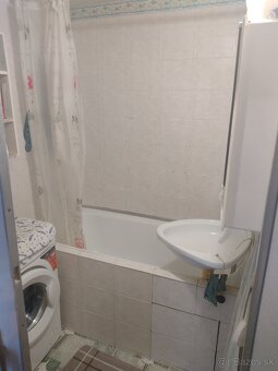 3 izbový byt 74 m2 - Žilina -Vlčince -Karpatská ulica - 16