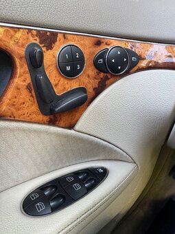 Predam Mercedes E320 4 matic 1.majitel - 16