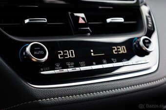 Toyota Corolla Combi TS 1.8 Hybrid e-CVT GR Sport - 16