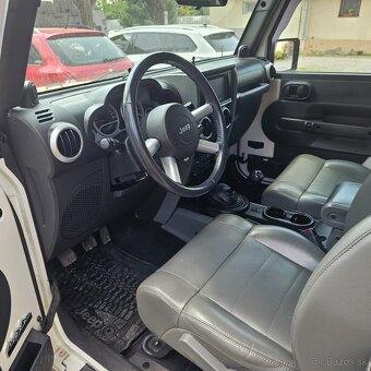 JEEP  WRANGLER 2.8 CRD Sahara - 16