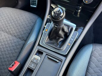 VW Golf 7 Variant Comfortline 1.6TDI 85kW - záruka Autodraft - 16