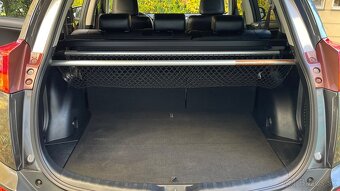 Rav4 2.2 d4d 110kw Premium koža Navi A/T XA40 - 16