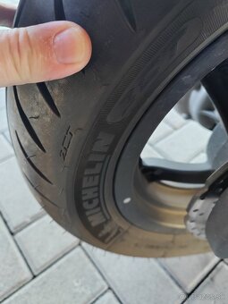 Kawasaki J 300 r, v 2017 naj 8300km - 16